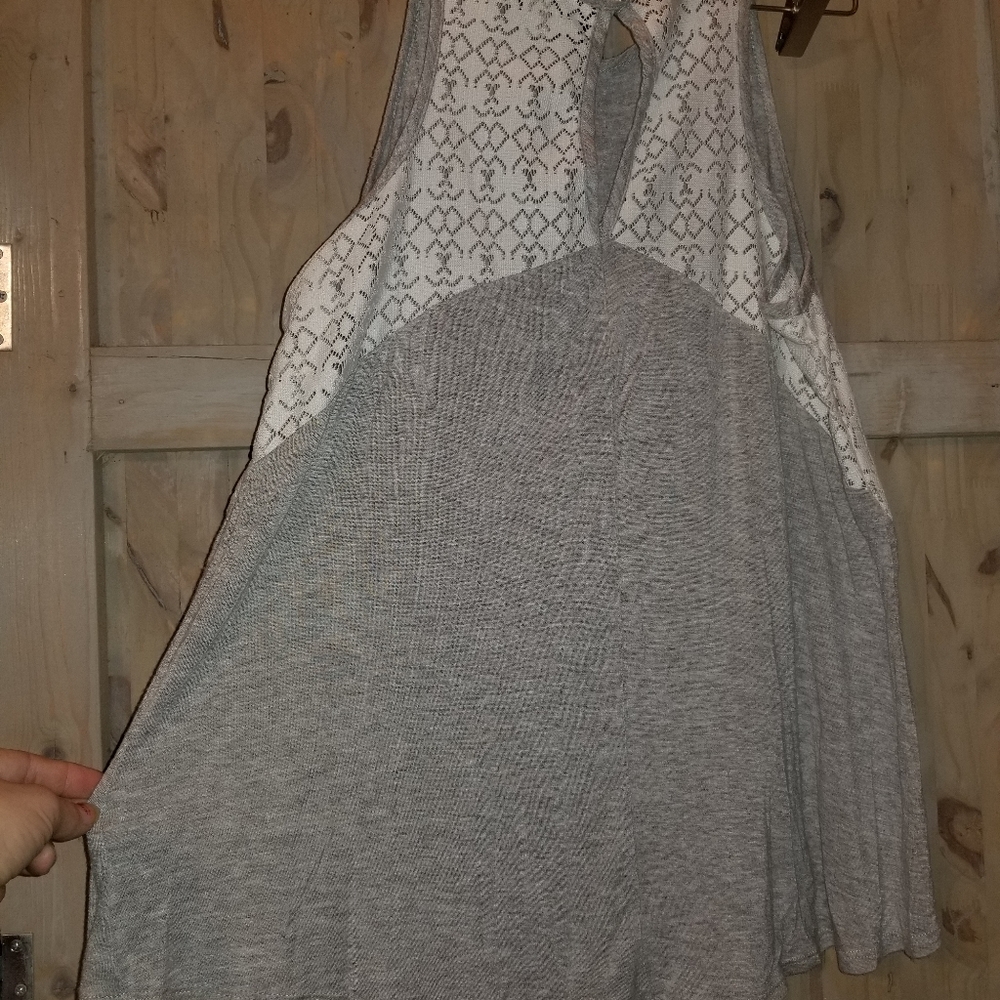 Tank top - Picture 3 of 3